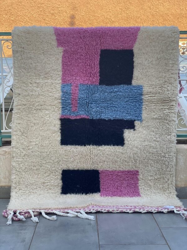 Vintage Azilal Berber Rug – Pink Moroccan (166x110cm)