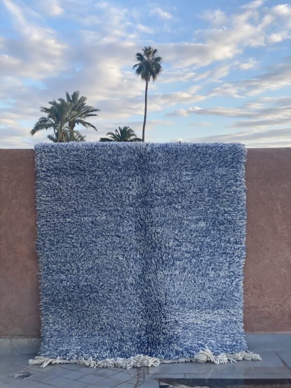 Small Handmade Azilal Rug – Moroccan Wool (154x108cm)