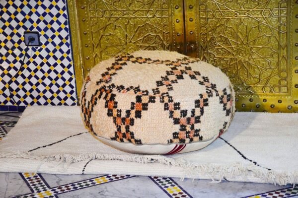 Moroccan kilim boujaad pouf, Large floor,Cercle pouf, Handmade Moroccan poof 100% kilim wool 60 x 22 cm
