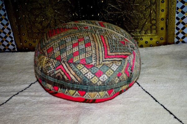 Moroccan kilim boujaad pouf, Large floor,Cercle pouf, Handmade Moroccan poof 100% kilim wool 60 x 22 cm