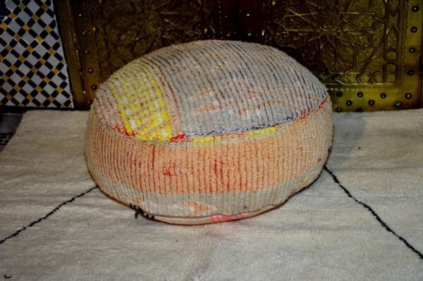 Moroccan kilim boujaad pouf, Large floor,Cercle pouf, Handmade Moroccan poof 100% kilim wool 60 x 22 cm