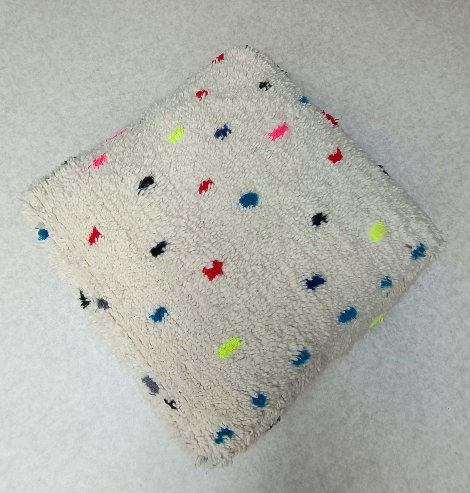 IMG_20210916_122029_1 Moroccan béni ouarain pouf, berber pouf, Berber Floor cushion, ottoman pouf 1.96 x 1.96 x 0.65 FT / 60 x 60 x 20 cm - Image 1