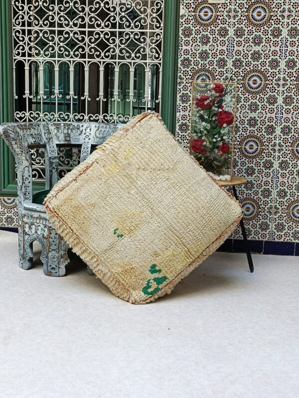 Moroccan kilim boujaad pouf Large floor pillow Handmade Moroccan poof 100% wool 1.96 x 1.96 x 0.65 FT / 60 x 60 x 20 cm