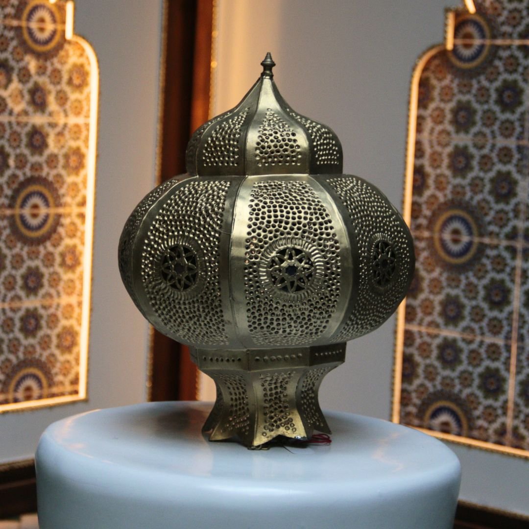 Moroccan pendant light, handmade moroccan brass lamp. Moroccan pendant light, handmade moroccan brass lamp.